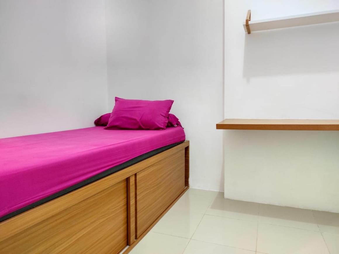 Apartment Bassura City By Globy Property Jakarta